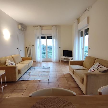 Nice Apartments Lake View & Free Parking Pastrengo Exterior foto