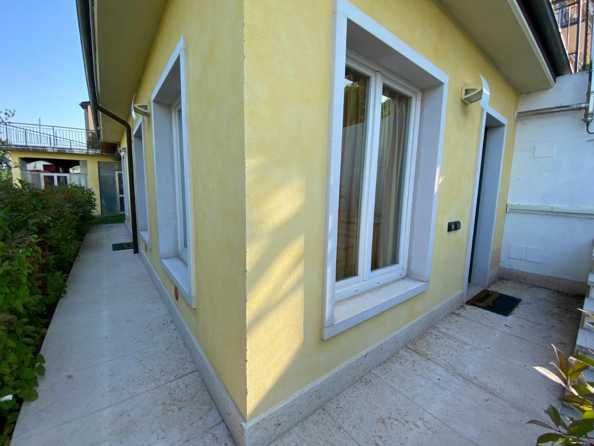 Nice Apartments Lake View & Free Parking Pastrengo Exterior foto