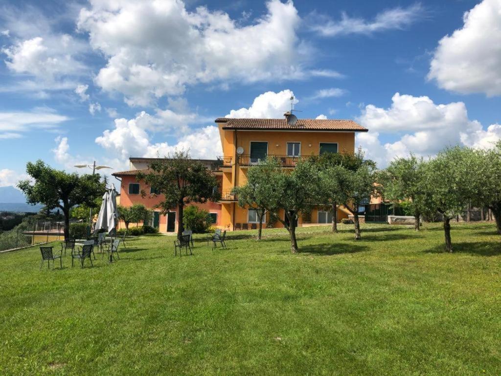 Nice Apartments Lake View & Free Parking Pastrengo Exterior foto