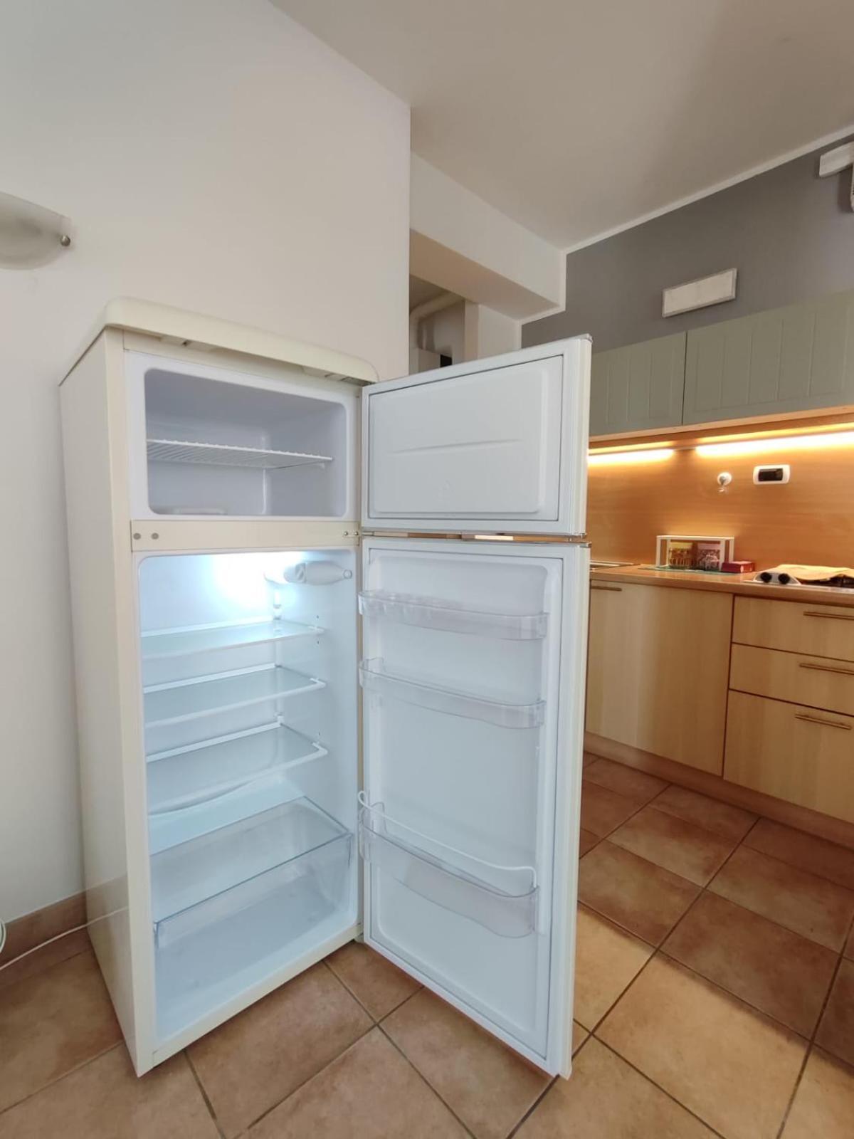 Nice Apartments Lake View & Free Parking Pastrengo Exterior foto