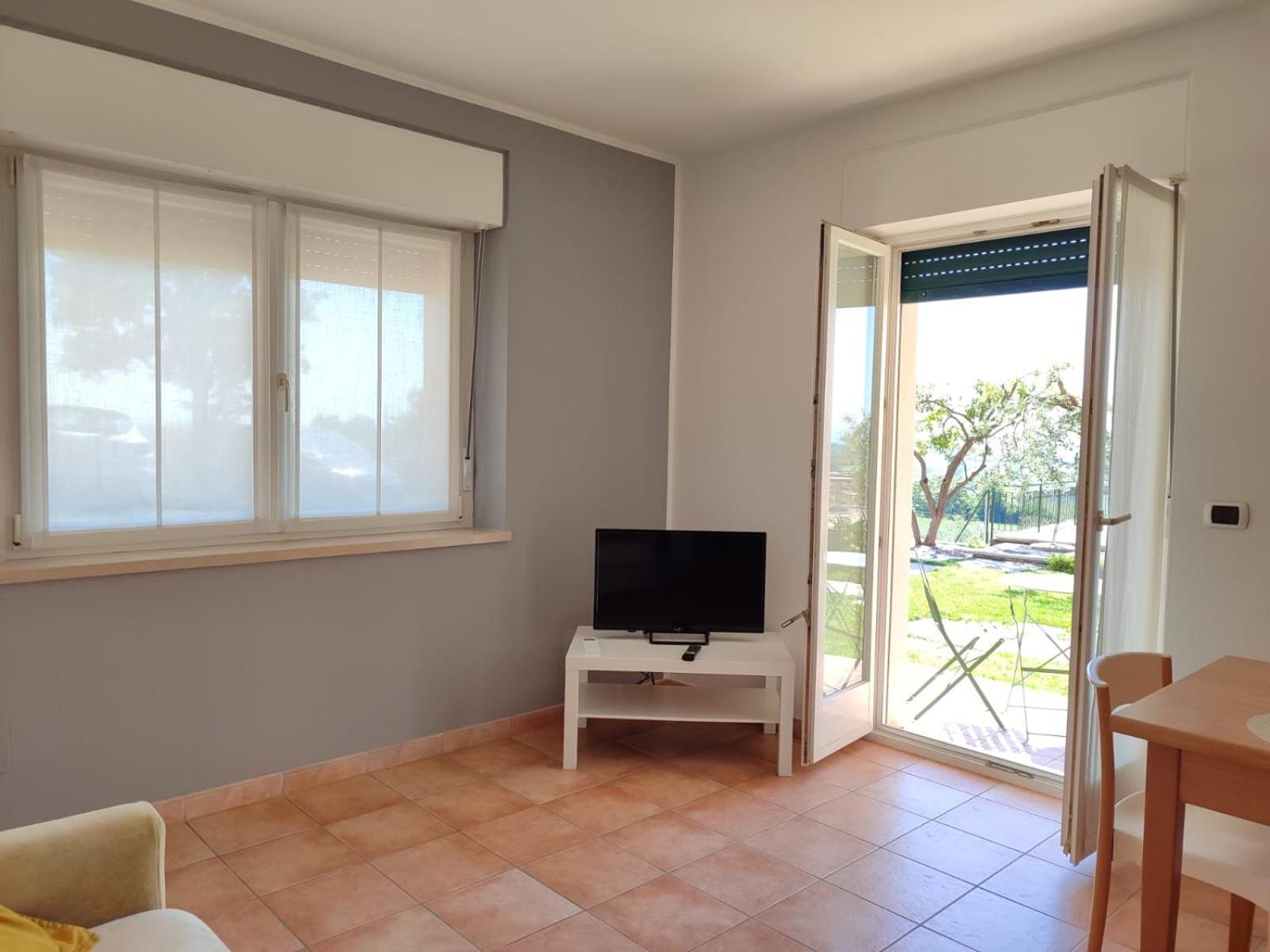 Nice Apartments Lake View & Free Parking Pastrengo Exterior foto